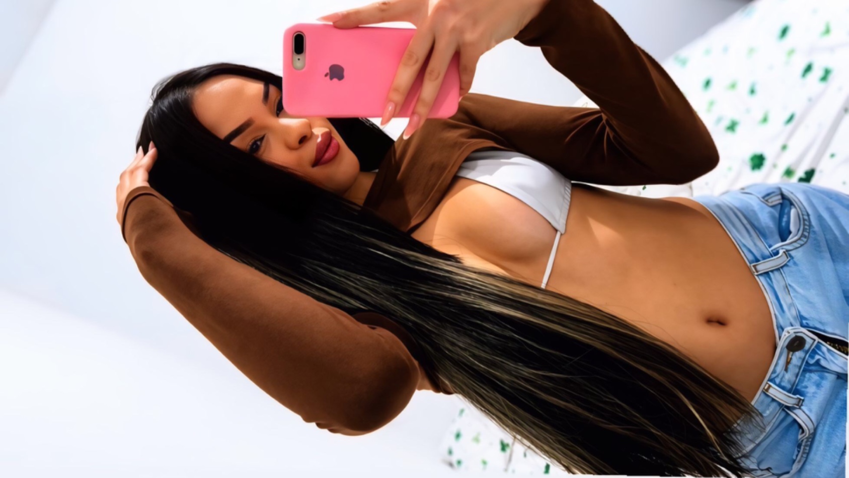 Capa de Mia Ferraz, acompanhante em São Paulo