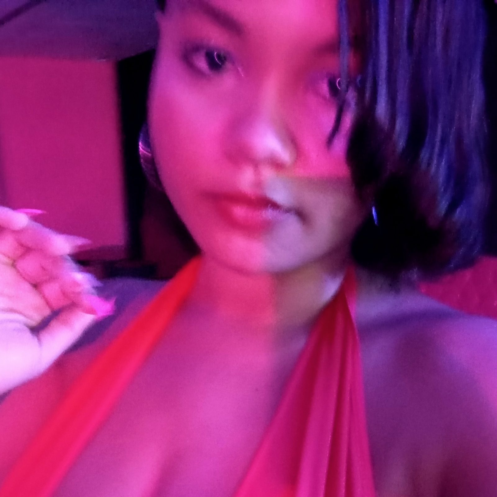Pinkveneno, acompanhante em Salvador